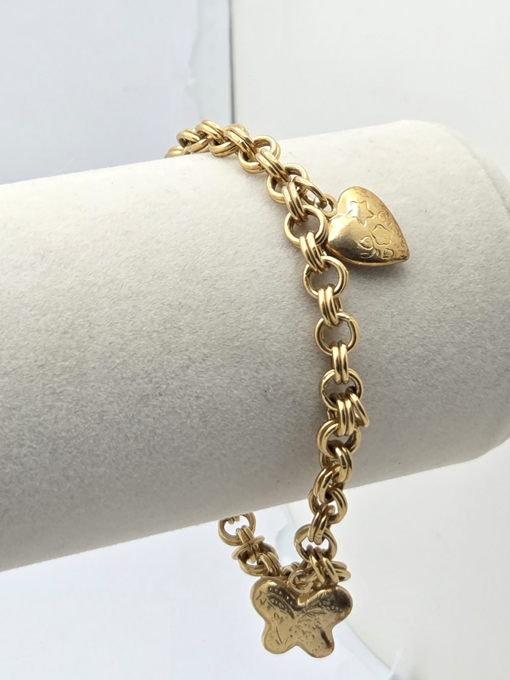 Vintage Avon Gold Tone Charm Bracelet Heart & Butterfly 7" - Picture 1 of 11